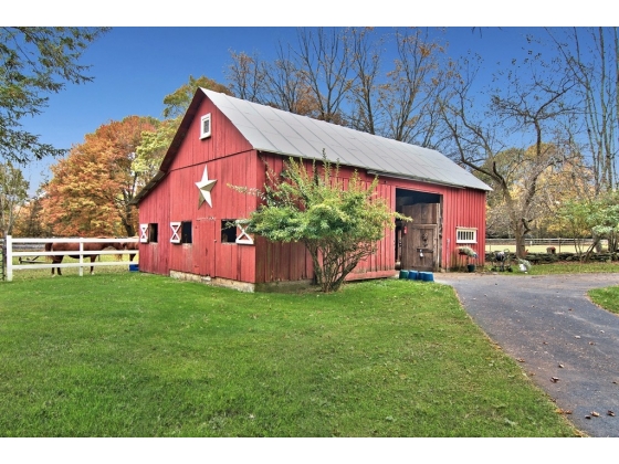 5-Stall Barn 5-Stall Barn