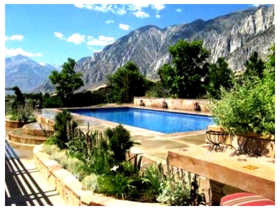 Mammoth Lakes area custom home with barn and beautiful mountain views!